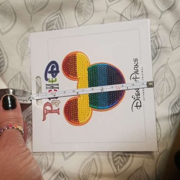 Pride Mickey patch - Picture 6 of 8